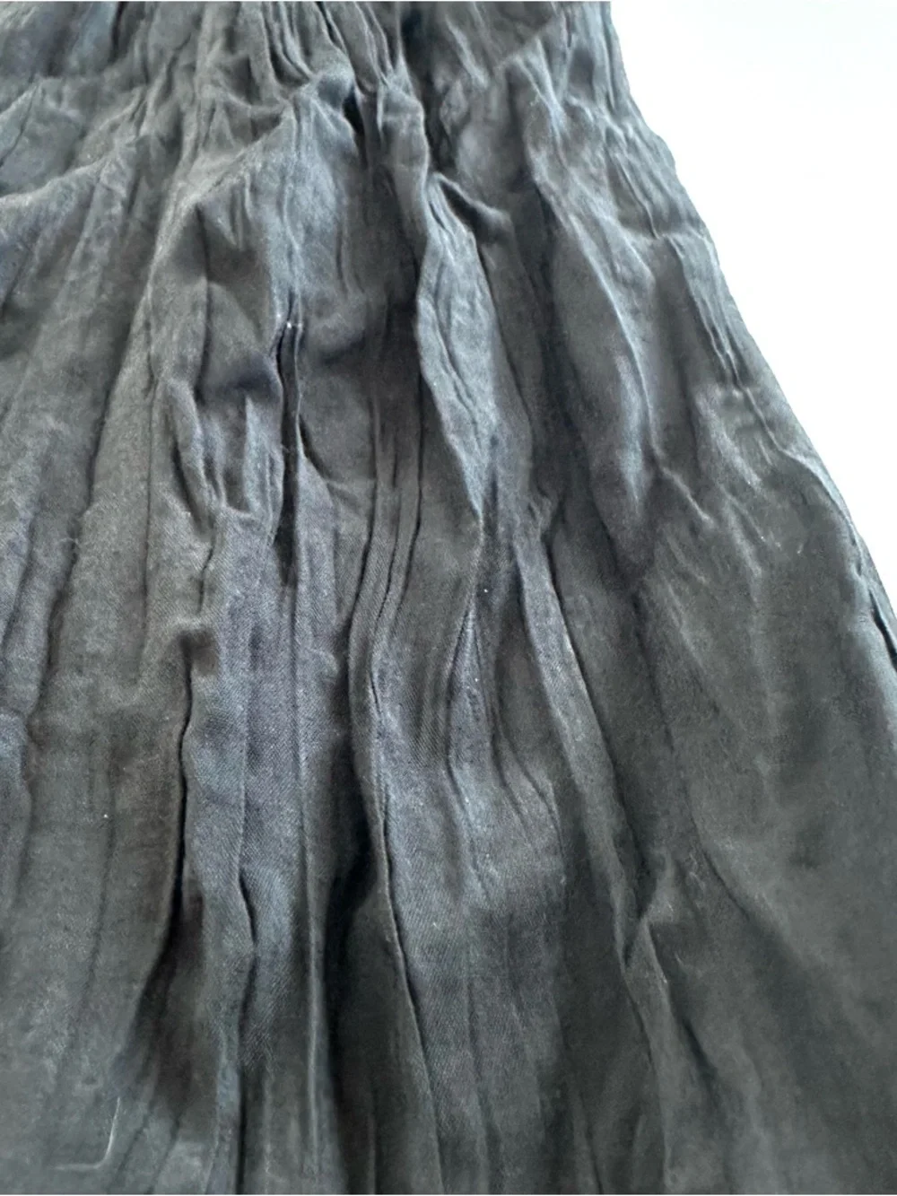 J.Crew Crinkled Tank Top in Black | XL |
NWT - Picture 7 of 12